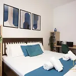 Πανσιόν Imperium Garbatella - 2 Bedrooms With Private Bathroom, Terrace, 800mt To Metro