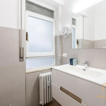 Πανσιόν Imperium Garbatella - 2 Bedrooms With Private Bathroom, Terrace, 800mt To Metro Ρώμη