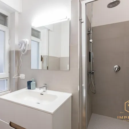 Penzion Imperium Garbatella - 2 Bedrooms With Private Bathroom, Terrace, 800mt To Metro Řím
