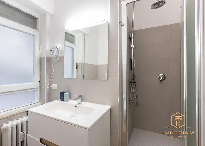 Πανσιόν Imperium Garbatella - 2 Bedrooms With Private Bathroom, Terrace, 800mt To Metro Ρώμη